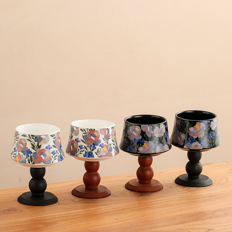 Świecznik Iris Goblet z drewni – Home Fragrance Iris recenzja i cena